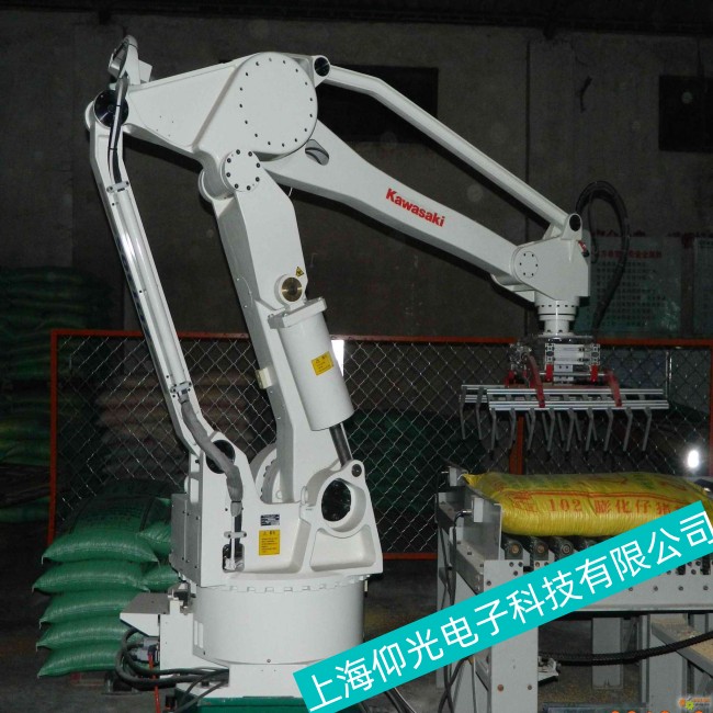 Ȫ�ݴ���C(j��)����RS003N�C(j��)е����|���ѹ��ϾS�ވ�(b��o)�r(ji��)���Z����