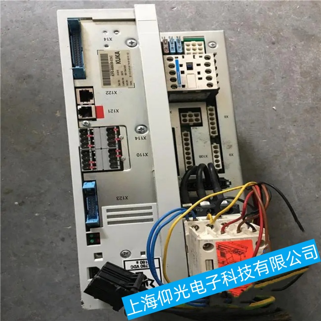 �F��KUKA�쿨�C(j��)����KR 3 R540׃�l�����F(xi��n)ݔ����ƽ����ϾS�ތ���